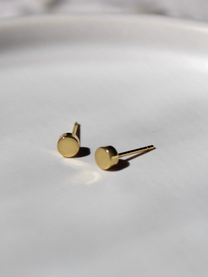 Minimalist Circle Stud Earrings